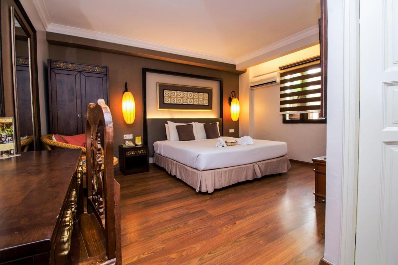 Hotel Puri Melaka Kültér fotó
