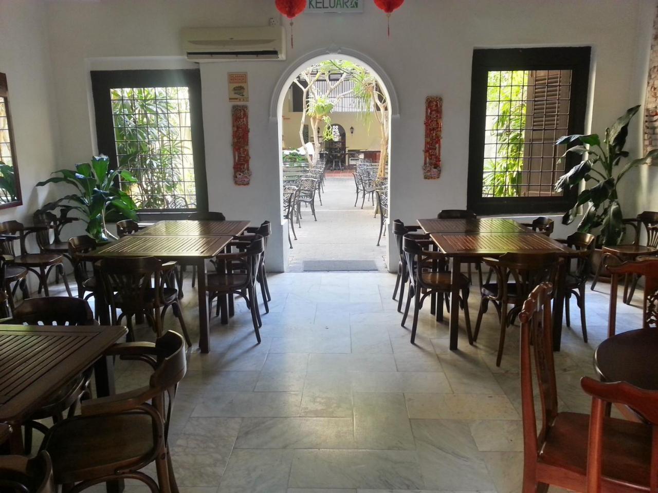 Hotel Puri Melaka Kültér fotó